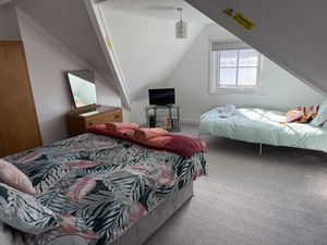 Photo 17- click for photo gallery